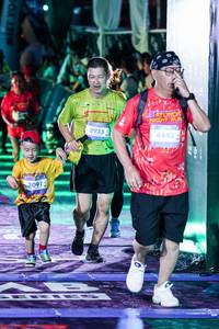 BIB: 
                            <button type="button" onclick="openModal(26345924)" class="btn btn-primary btn-sm float-right btn-popup" data-toggle="modal" data-target=".modal-high-quality">
                        <i class="fas fa-shopping-cart"></i> Add to Cart
                    </button>
                                            <button type="button" onclick="isThisMe(26345924, true)" class="btn btn-success btn-sm float-right btn-popup btn-isme hidden" data-toggle="tooltip" data-placement="bottom" title="นี่คือรูปของคุณใช่ไหม คลิกที่นี่เพื่อเอาเข้าอัลบั้ม">
                        <i class="fas fa-plus"></i> Add to album
                    </button>
                    <button type="button" onclick="isThisMe(26345924, false)" class="btn btn-warning btn-sm float-right btn-popup btn-isnotme hidden">
                        <i class="fas fa-ban"></i> Remove from album
                    </button>